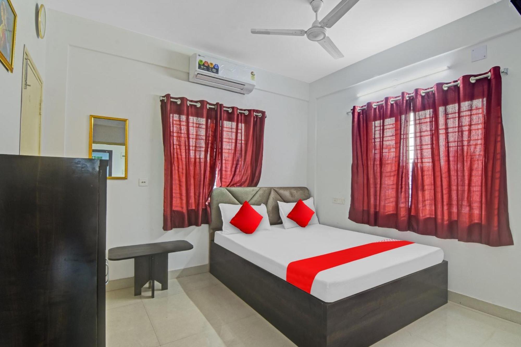 Hotel O Royal Residency Колката Екстериор снимка