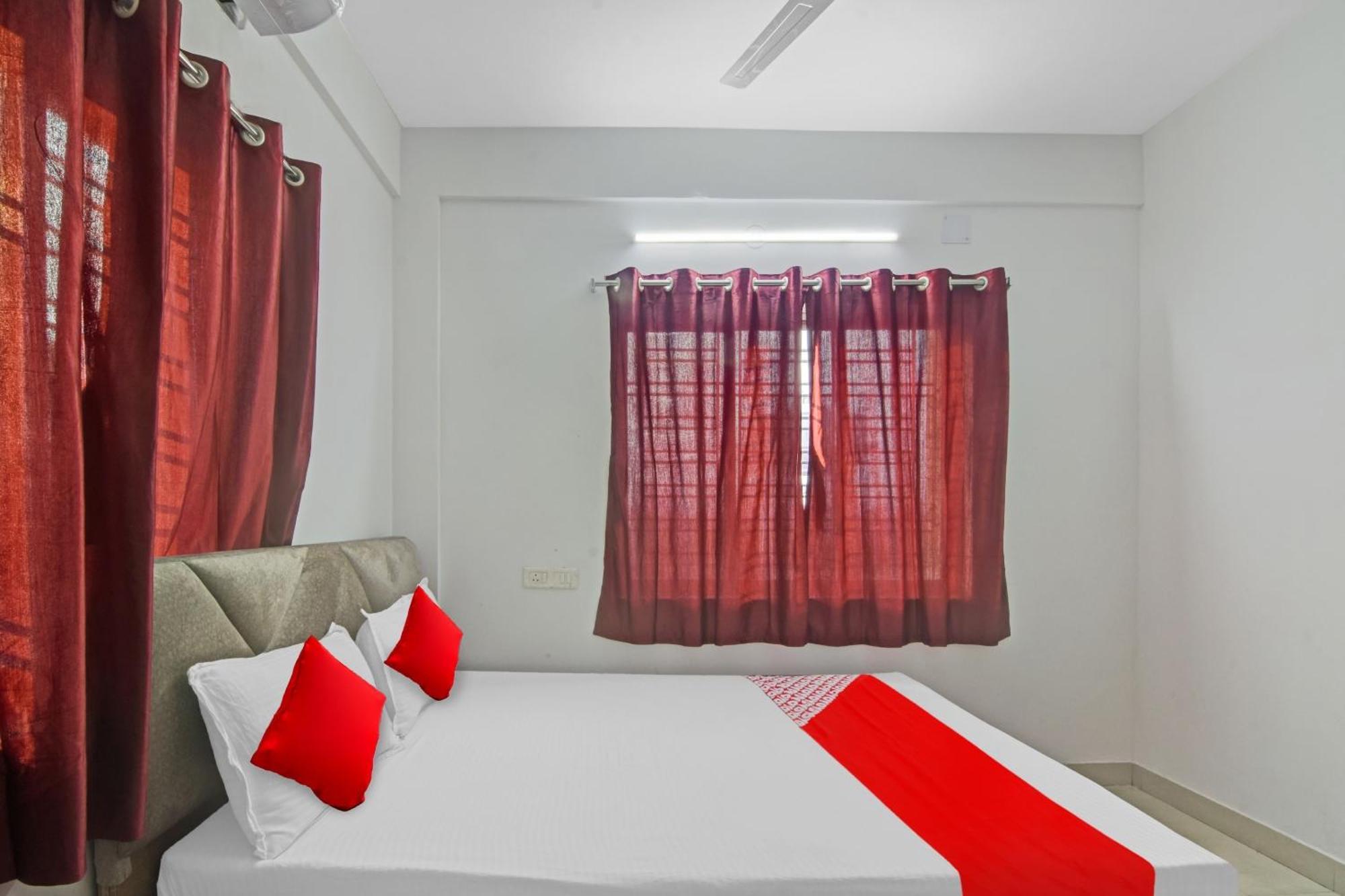 Hotel O Royal Residency Колката Екстериор снимка