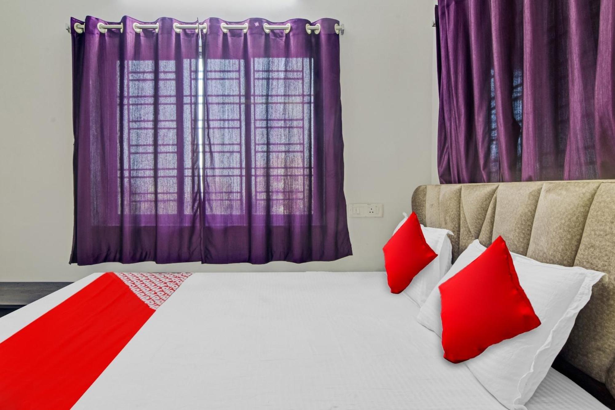 Hotel O Royal Residency Колката Екстериор снимка